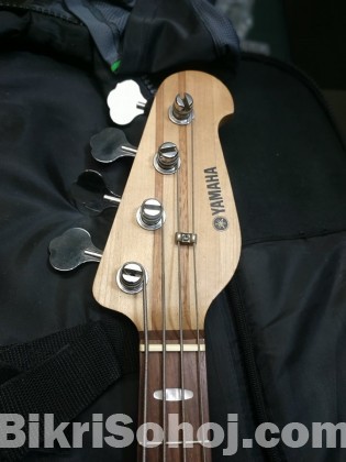 Yamaha BB424X Vintage Bass